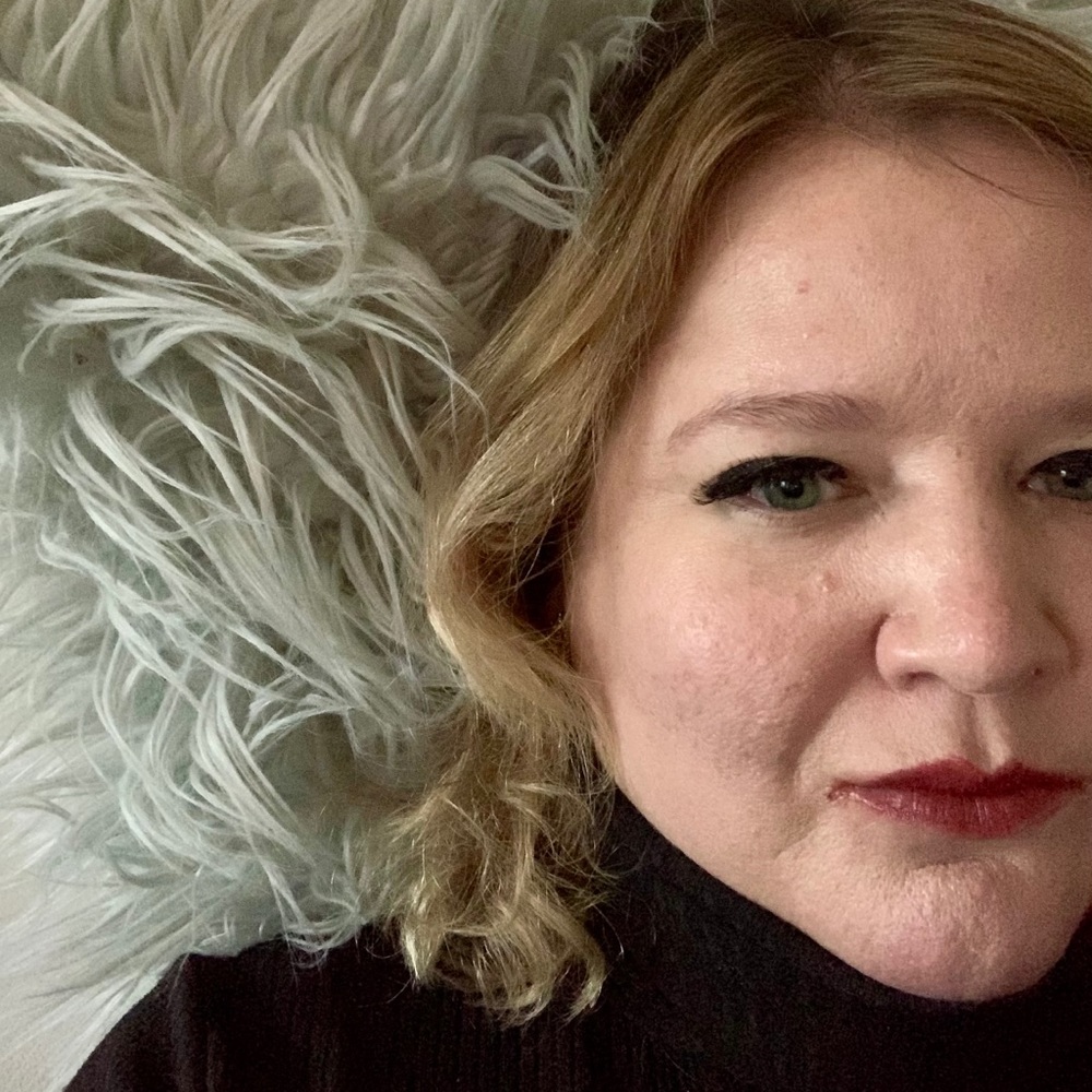 Meet your Posher, Kelly